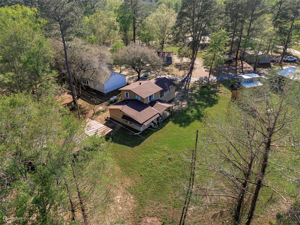 121 Willow Street Property Photo 4