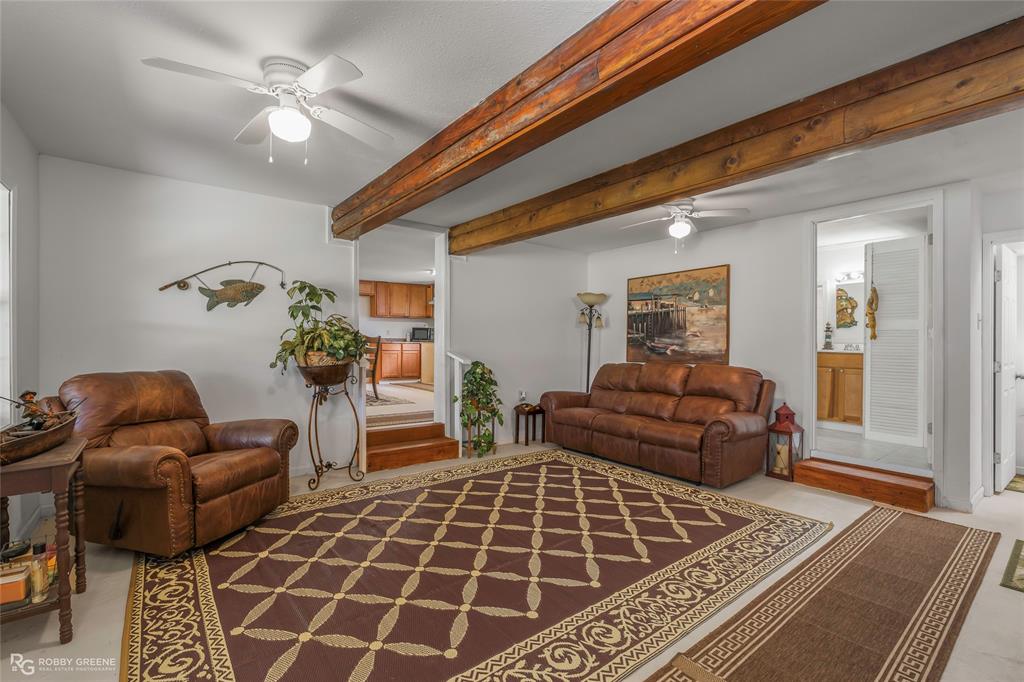 121 Willow Street Property Photo 14