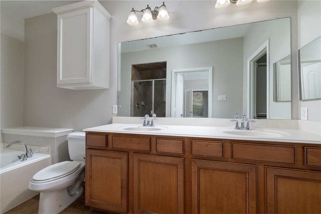 2108 Harris Place Property Photo 9