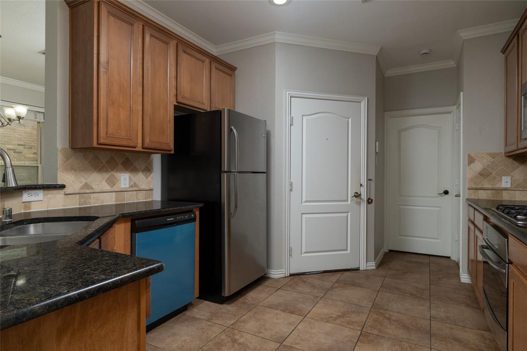2108 Harris Place Property Photo 17