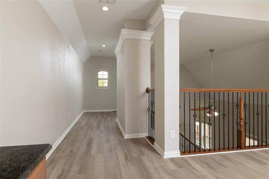 2108 Harris Place Property Photo 20