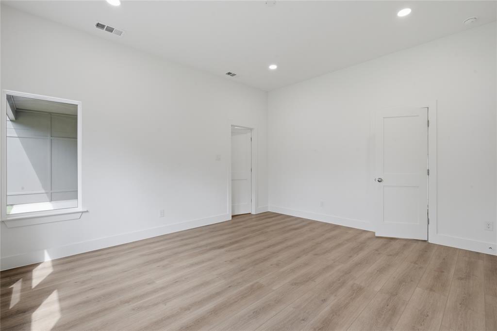 2634 Bainbridge Drive Property Photo 15