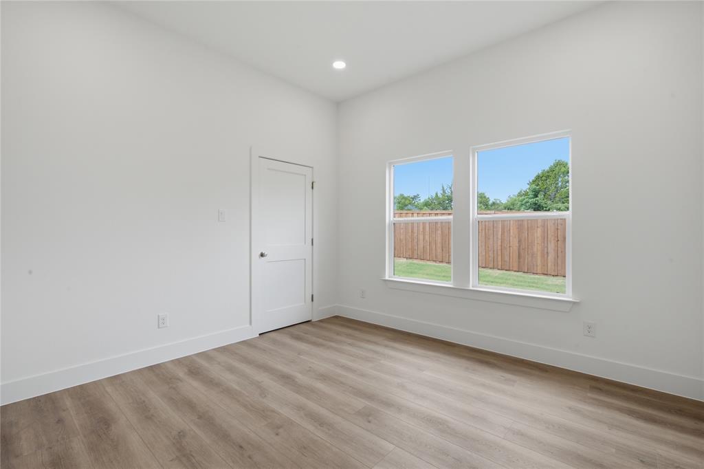 2634 Bainbridge Drive Property Photo 21