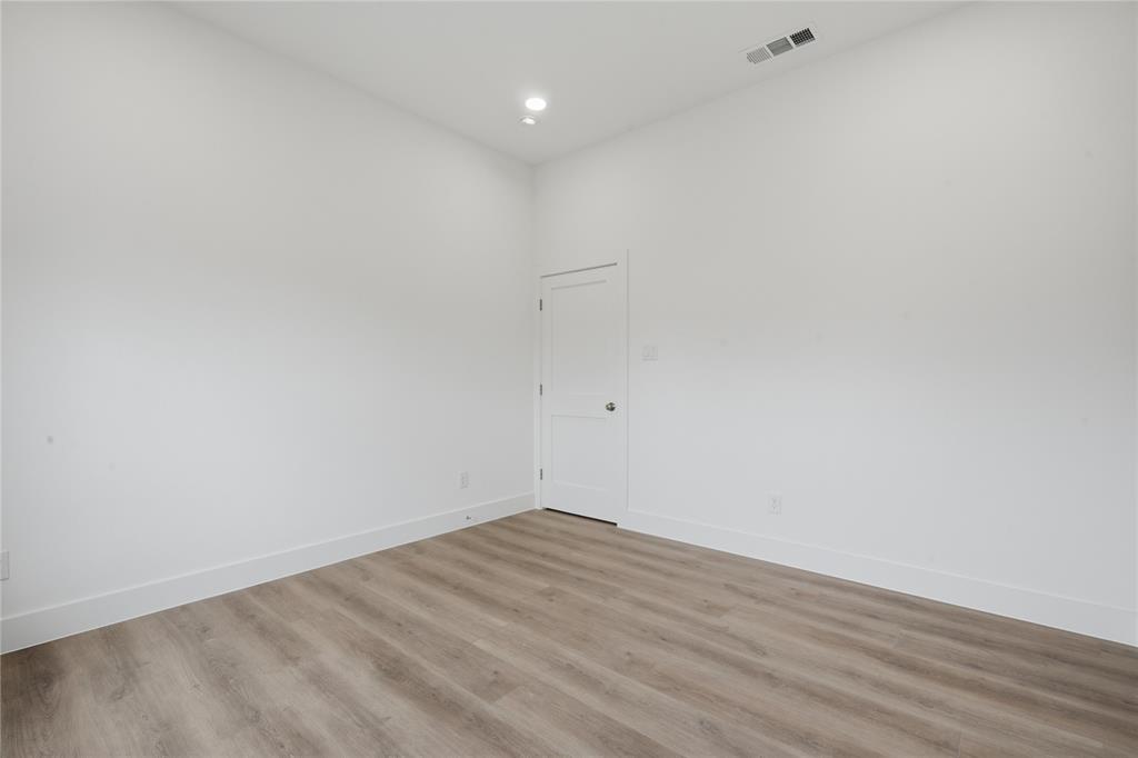 2634 Bainbridge Drive Property Photo 26
