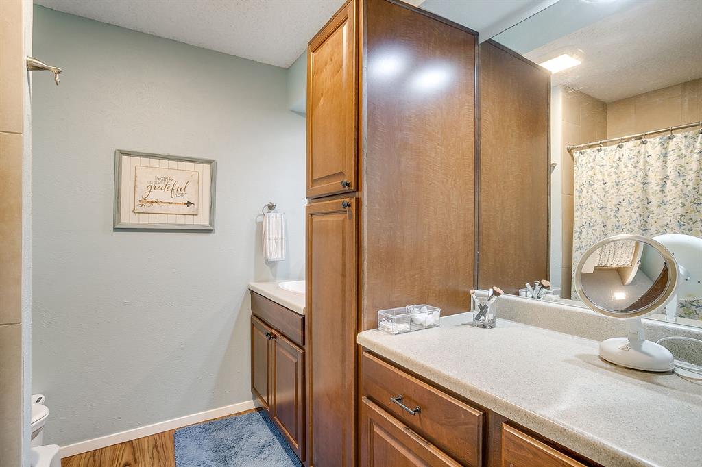 5011 Ledgestone Drive Property Photo 21