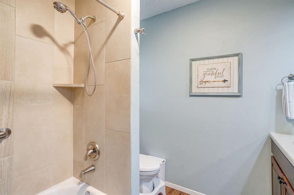 5011 Ledgestone Drive Property Photo 22