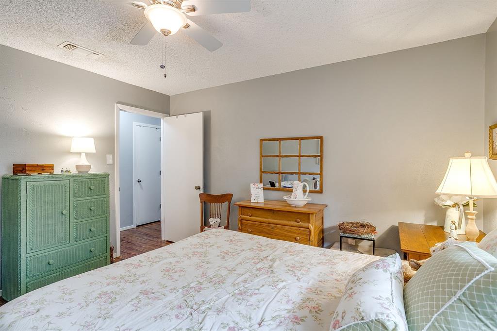 5011 Ledgestone Drive Property Photo 28