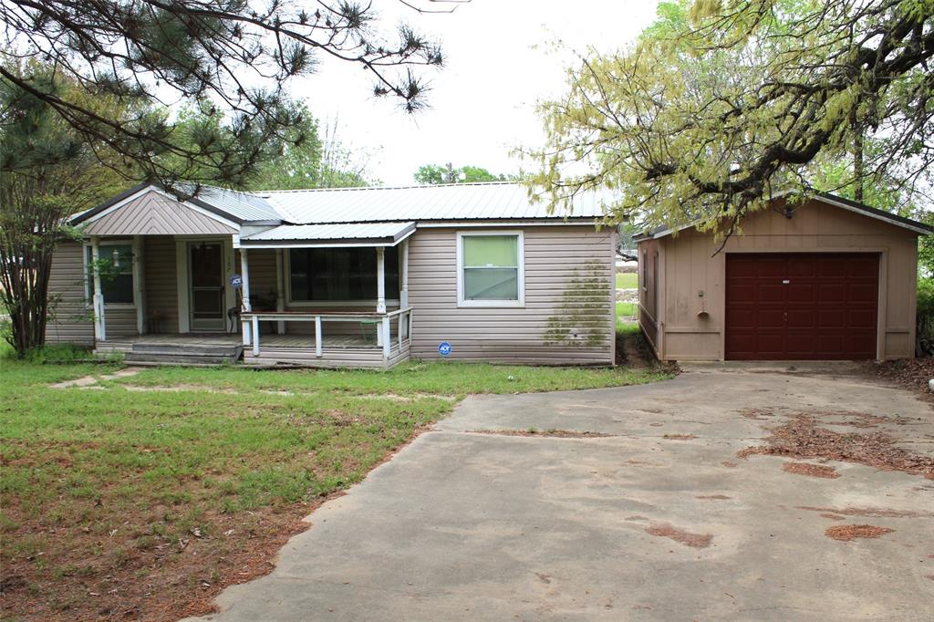 107 Shoreline Drive Property Photo 1
