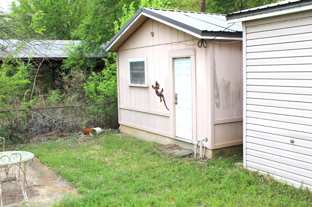 107 Shoreline Drive Property Photo 4