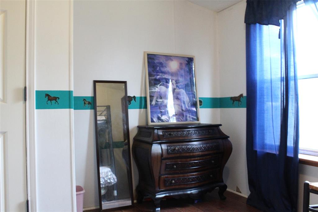 107 Shoreline Drive Property Photo 17