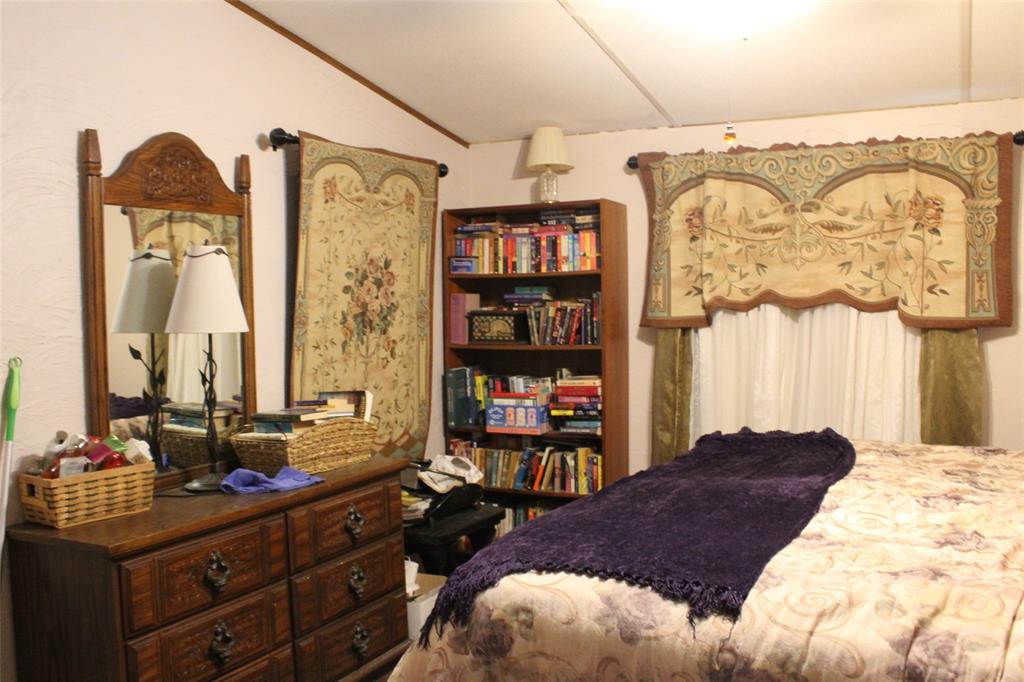 107 Shoreline Drive Property Photo 22