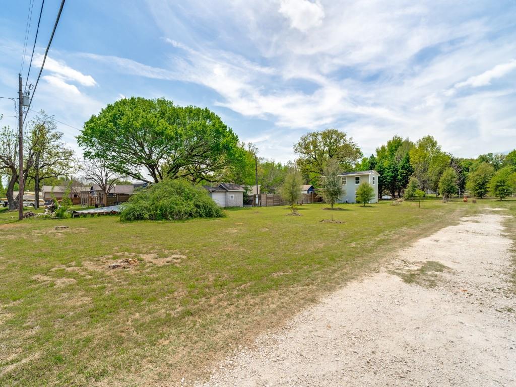 7904 River Run Property Photo 5