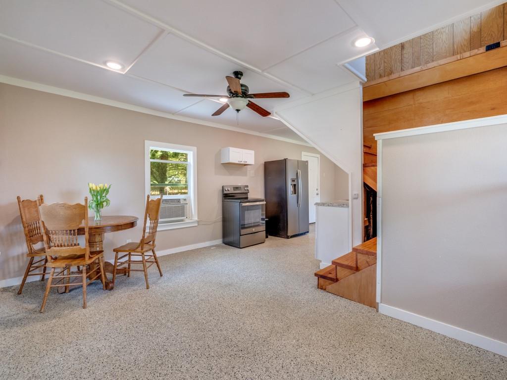 7904 River Run Property Photo 7