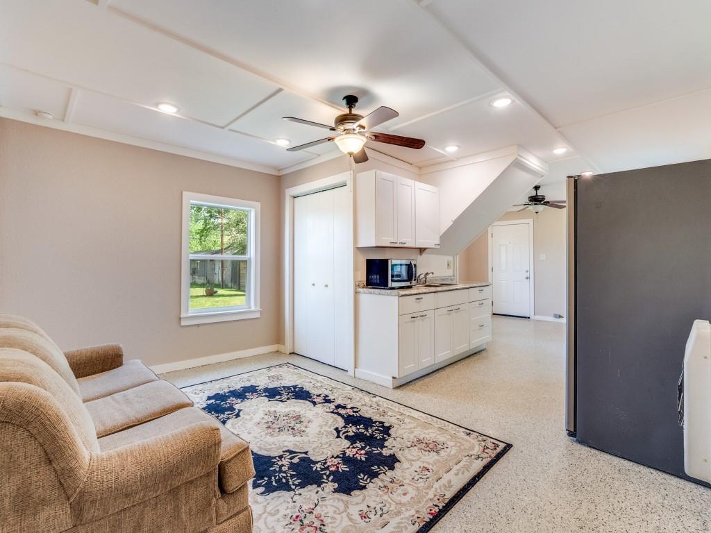 7904 River Run Property Photo 10