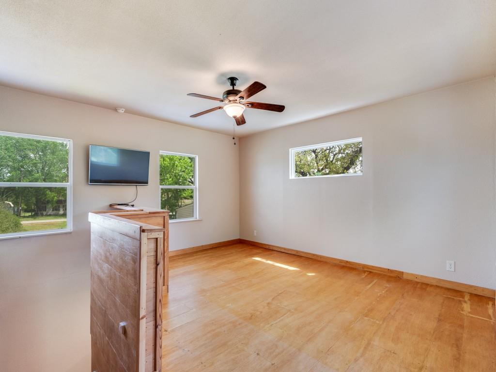7904 River Run Property Photo 13