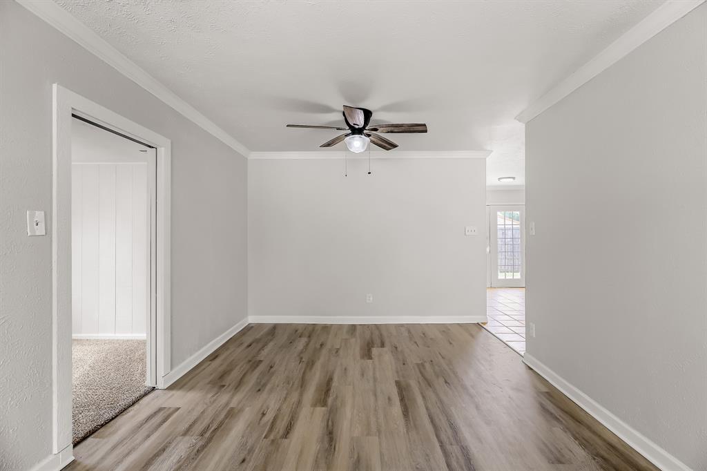 1200 Creekwood Court Property Photo 4