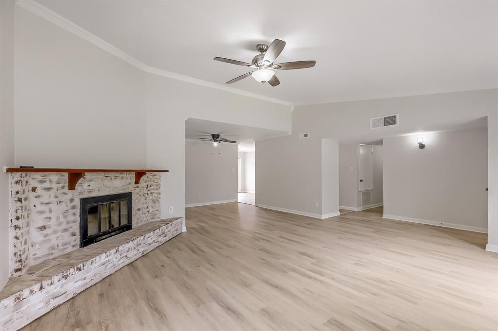 1200 Creekwood Court Property Photo 8