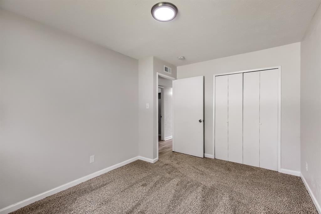 1200 Creekwood Court Property Photo 15