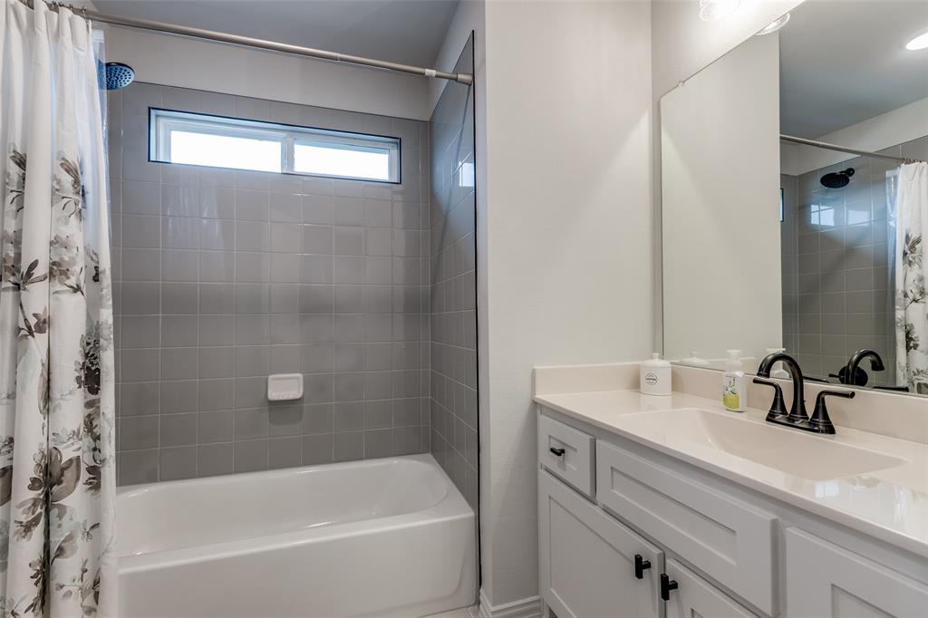1352 Peregrine Trail Property Photo 30