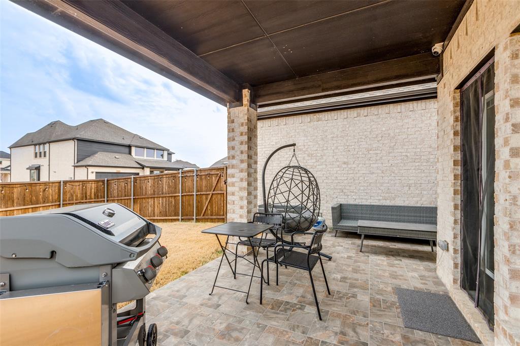 1352 Peregrine Trail Property Photo 32