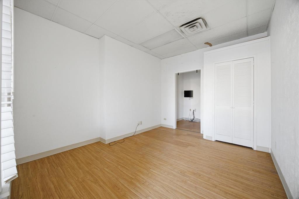 2108 Monroe Street B-e Property Photo 5