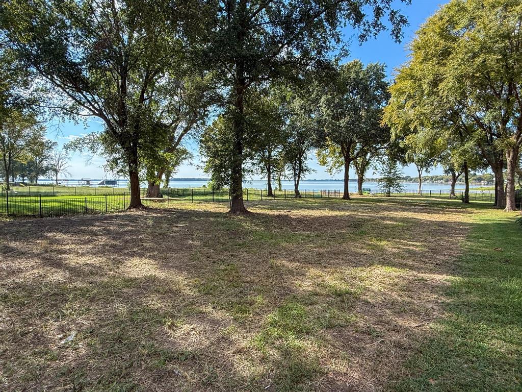 1520 Shoreline Drive Property Photo 22