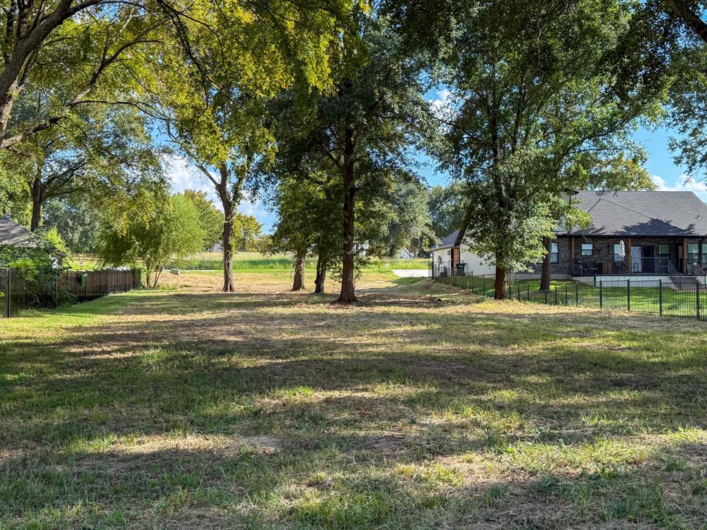 1520 Shoreline Drive Property Photo 27