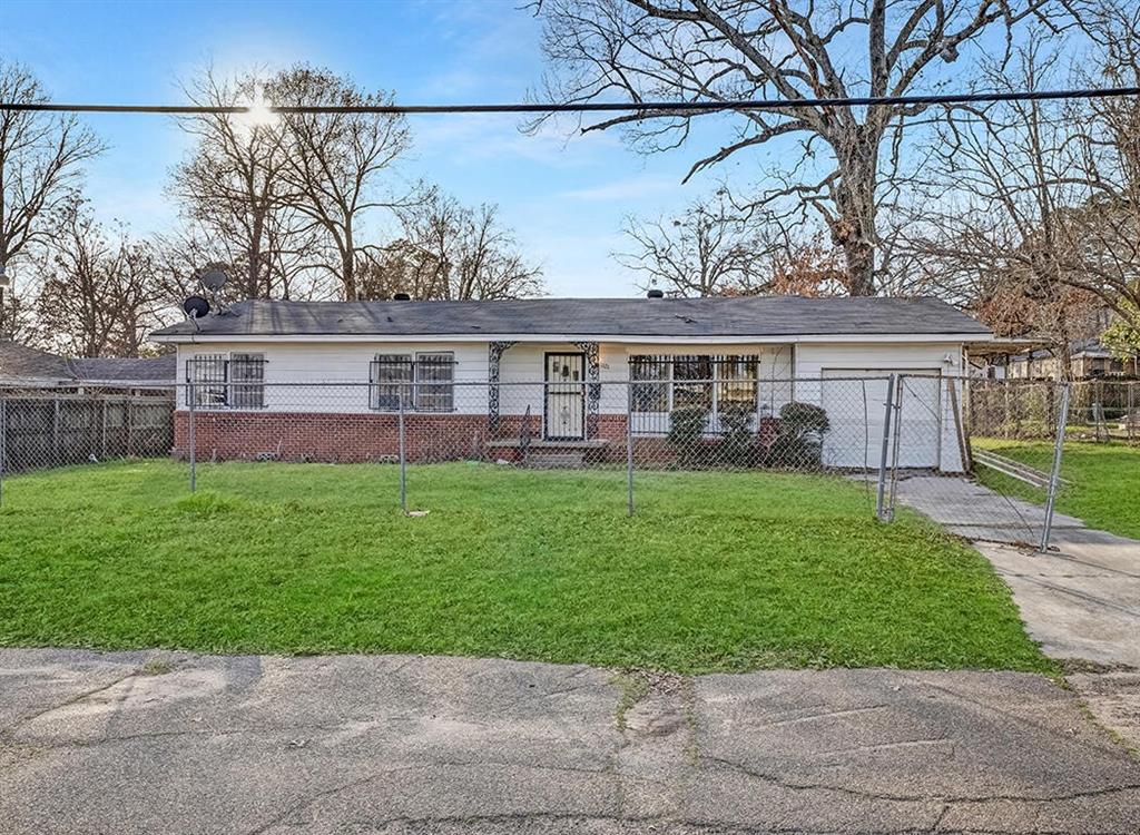 1121 Wheeler Street Property Photo 1
