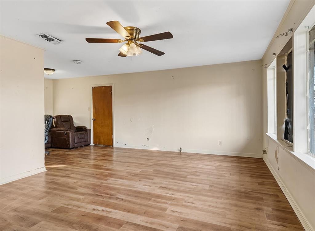 1121 Wheeler Street Property Photo 10