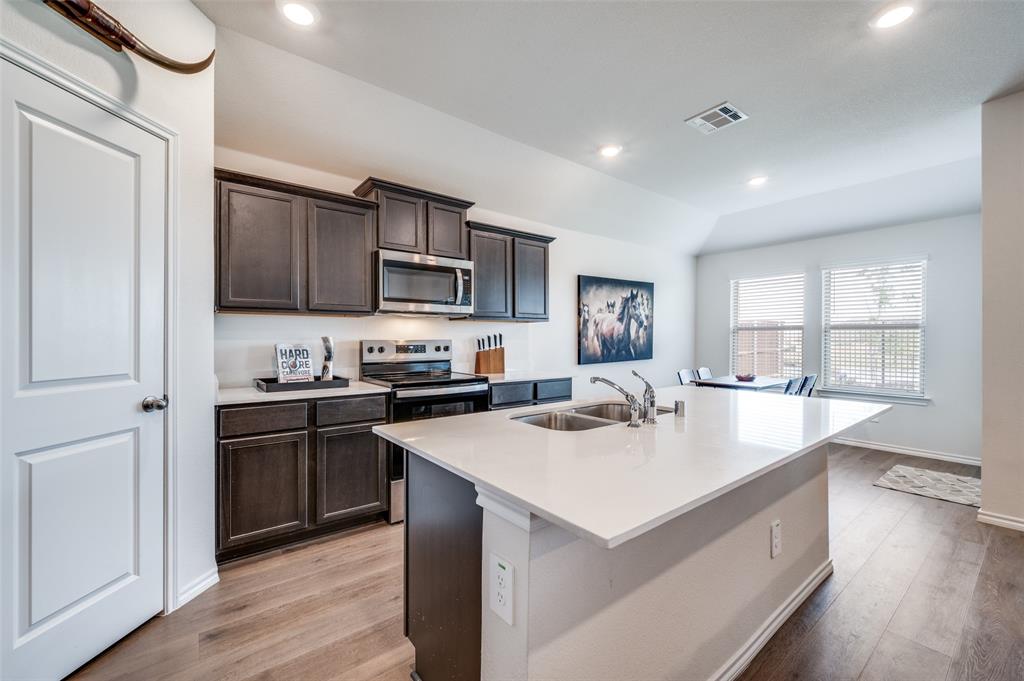 13105 Dawson Drive Property Photo 8