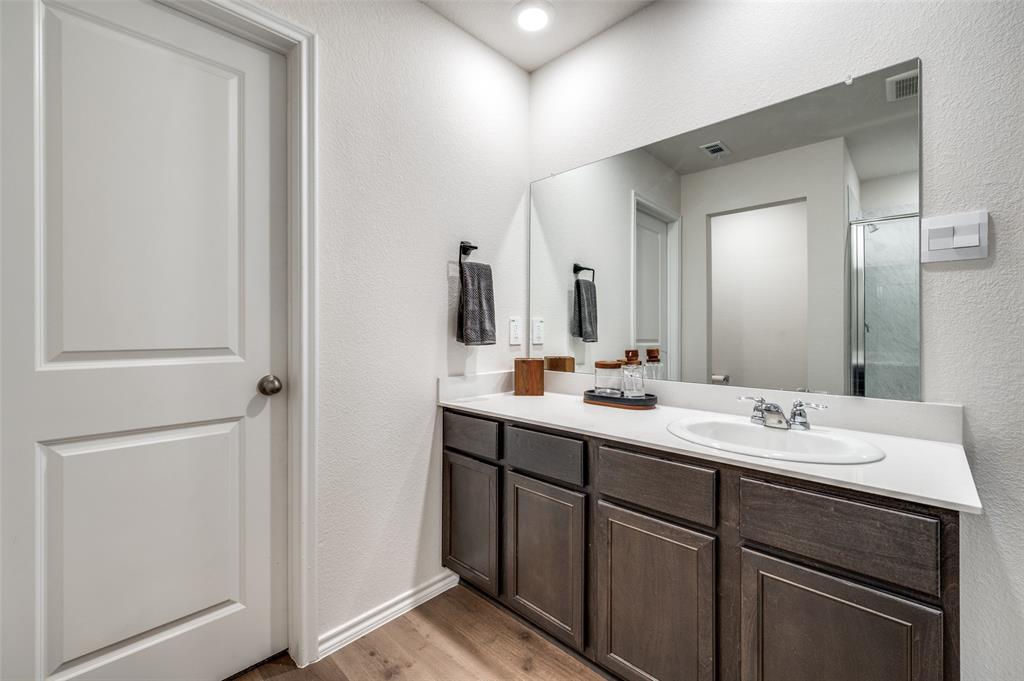 13105 Dawson Drive Property Photo 13