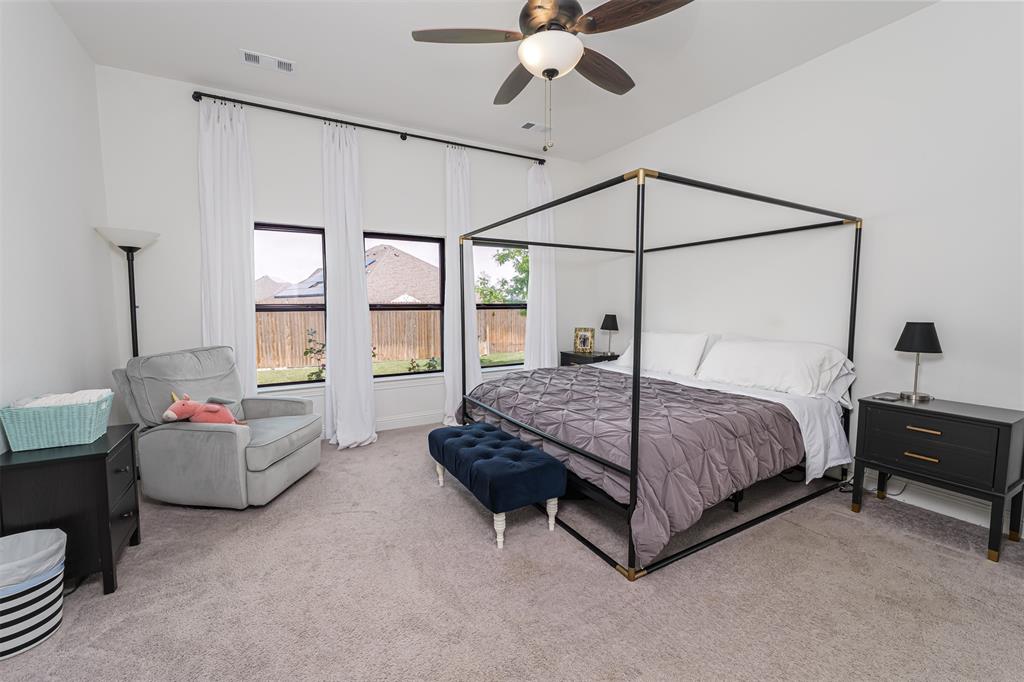 279 Moonshadow Drive Property Photo 10