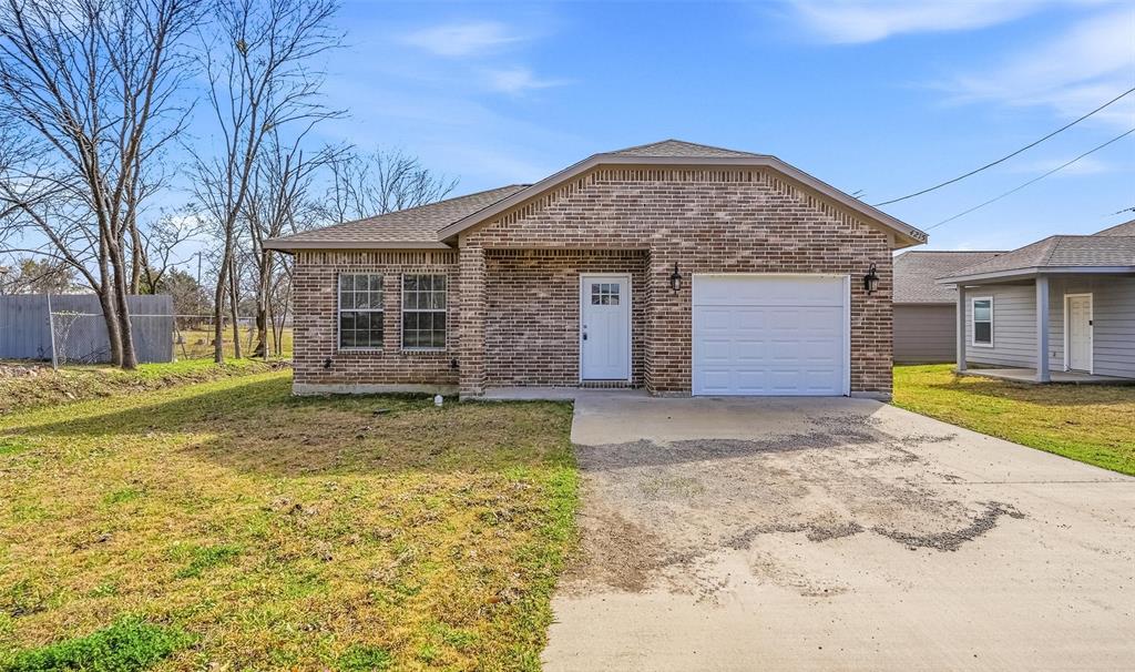 4215 Oneal Street Property Photo 1