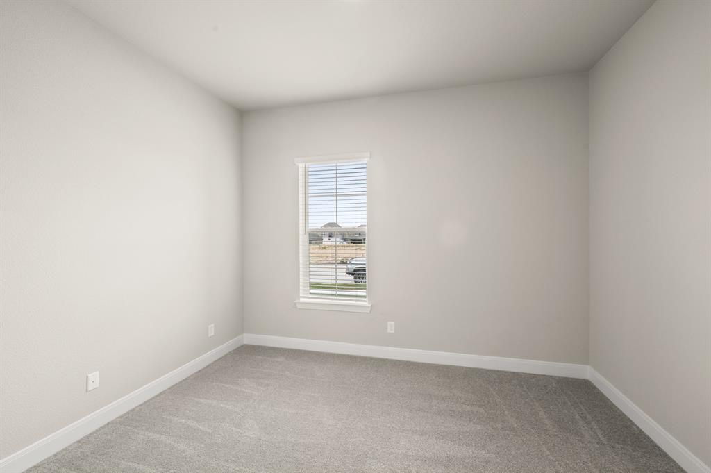 17224 Musial Court Property Photo 6
