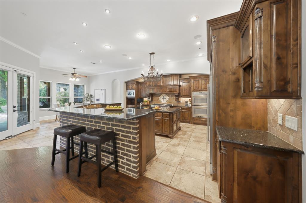 14907 Lake Forest Drive Property Photo 10
