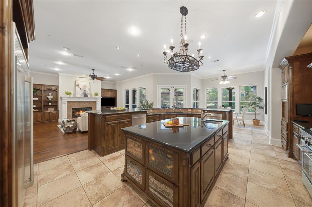 14907 Lake Forest Drive Property Photo 11