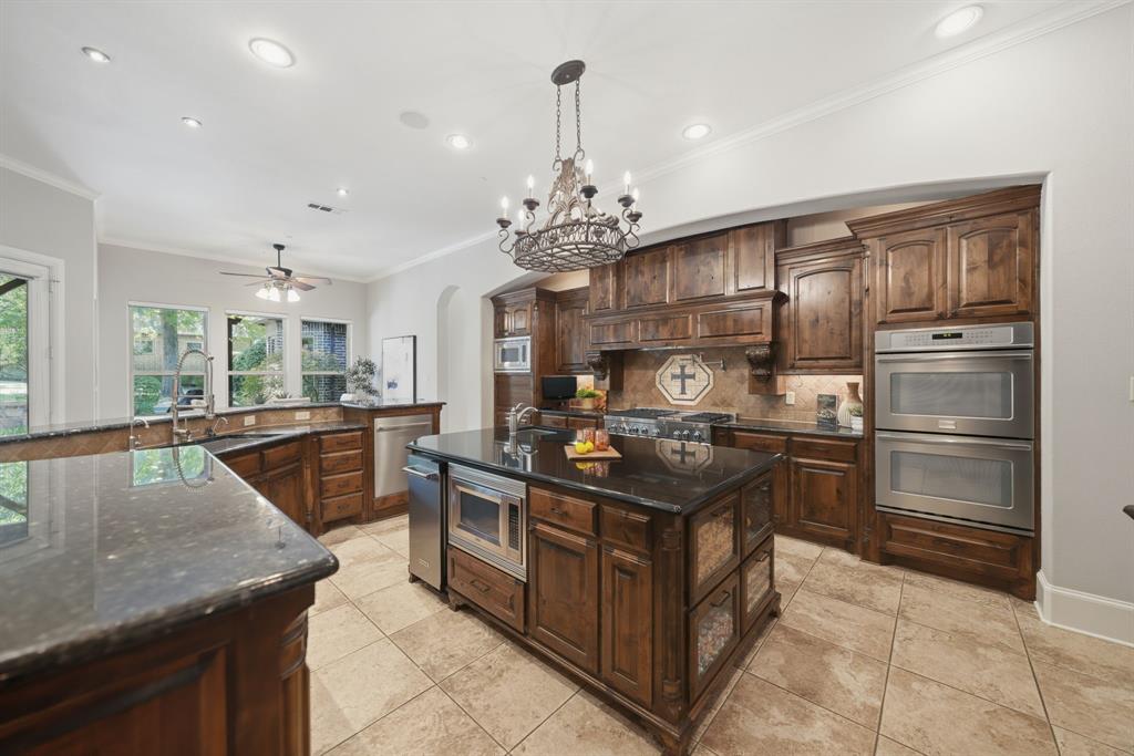 14907 Lake Forest Drive Property Photo 13