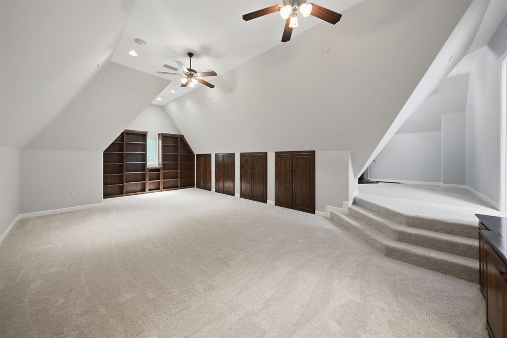 14907 Lake Forest Drive Property Photo 27