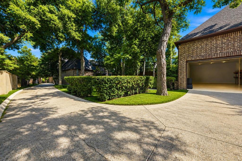 14907 Lake Forest Drive Property Photo 34