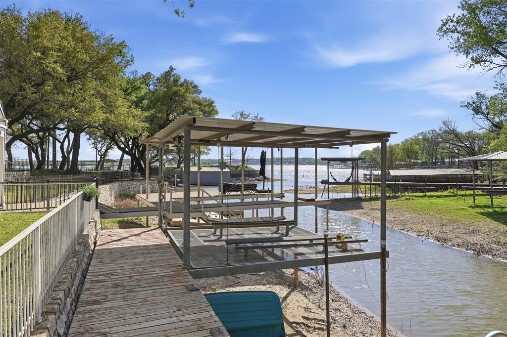 1105 E Lake Drive Property Photo 25