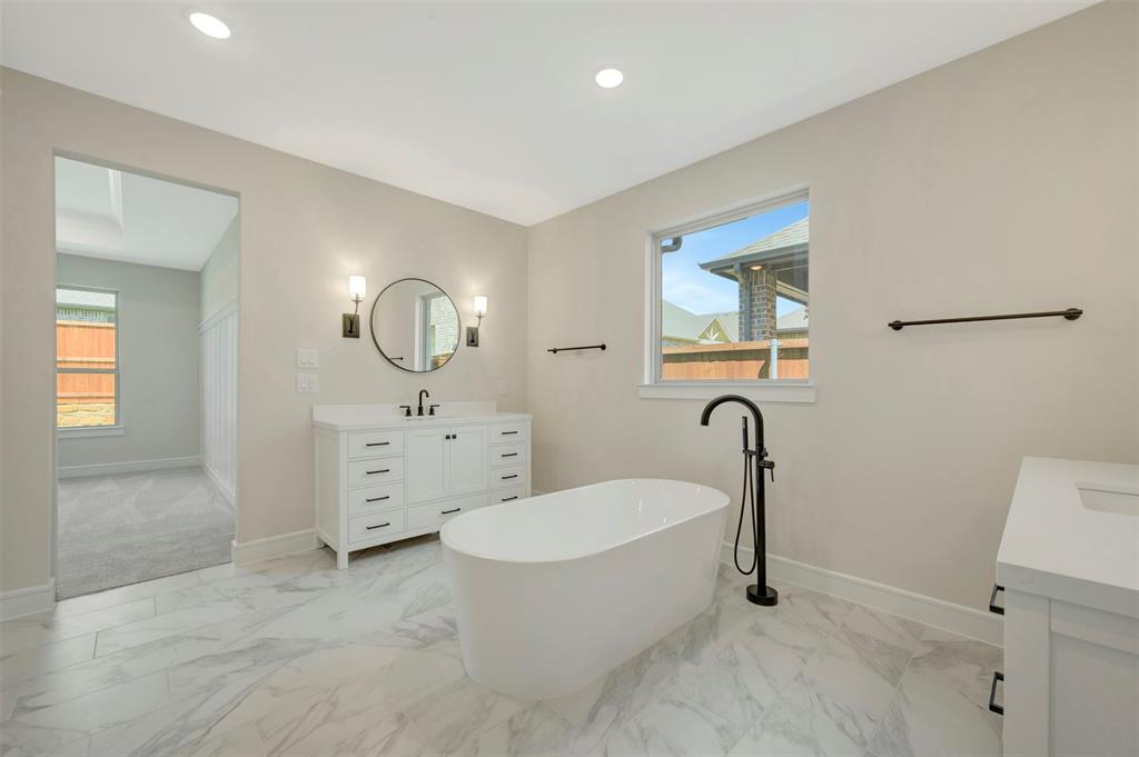 5668 Taylor Trail Property Photo 18
