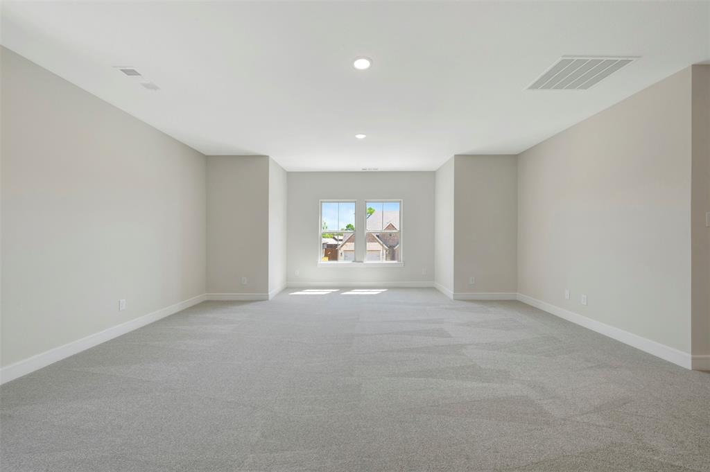 5668 Taylor Trail Property Photo 24