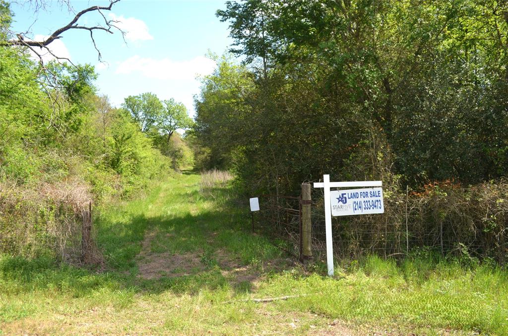 977 E Property Photo 1