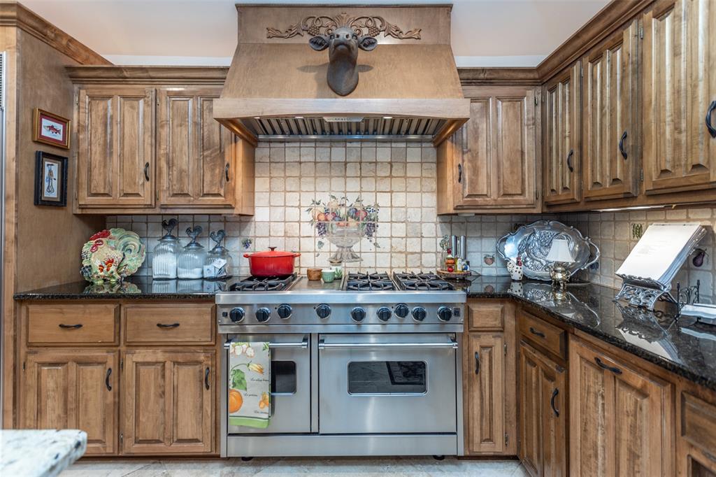 308 Wheeler Creek Court Property Photo 12