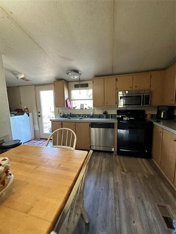 1074 County Road 142 Property Photo 7