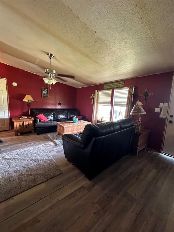 1074 County Road 142 Property Photo 14