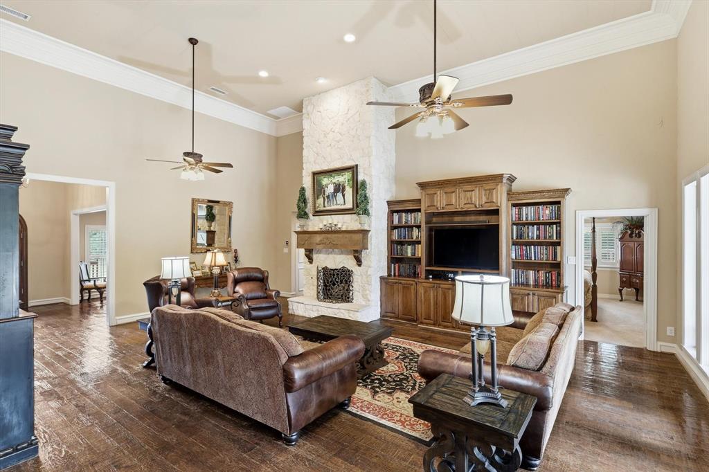 921 E Fm 407 Property Photo 9
