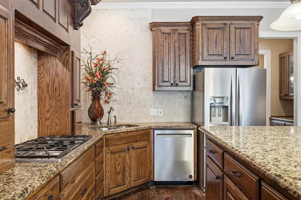 921 E Fm 407 Property Photo 14