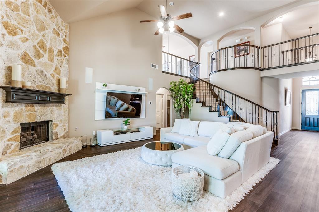 11916 Presario Road Property Photo 3