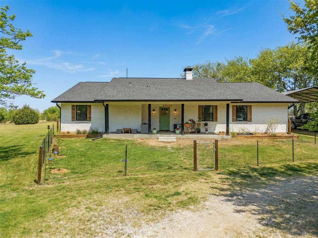 15720 W Highway 22 Property Photo 2